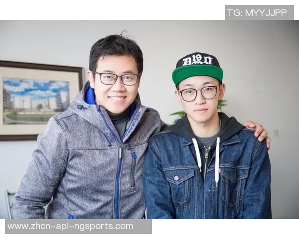 曾侃深度解析足球战术与球员表现的背后故事与思考 曾侃深度解析足球战术与球员表现的背后故事与思考